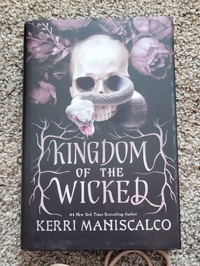 Kingdom of the Wicked by Kerri Maniscalco - Fairyloot